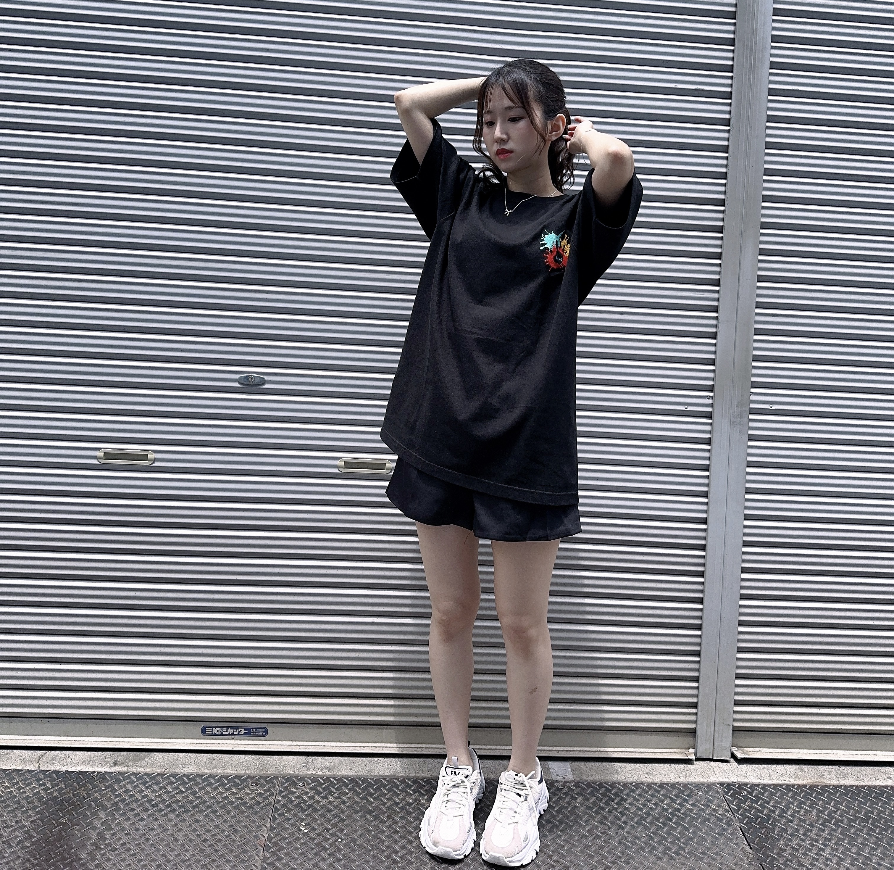 NIKAロゴTシャツ